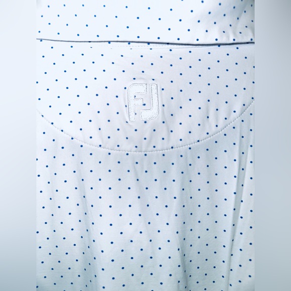 FootJoy women’s white w/ blue micro dots, long sleeve polo. Size XL - Picture 5 of 5